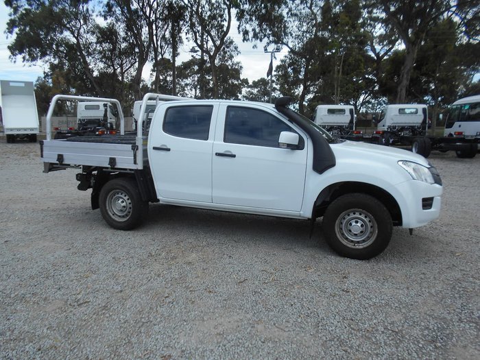 2016 ISUZU D MAX SX 4X4 White