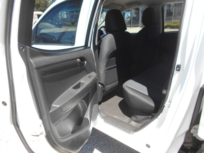 2016 ISUZU D MAX SX 4X4 White