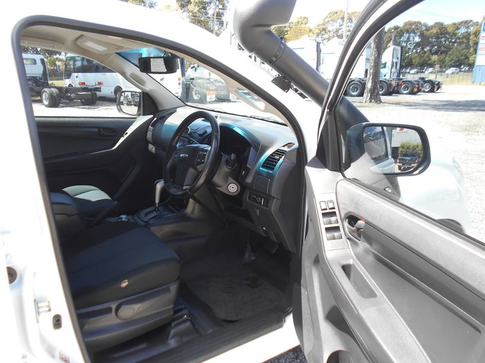 2016 ISUZU D MAX SX 4X4 White