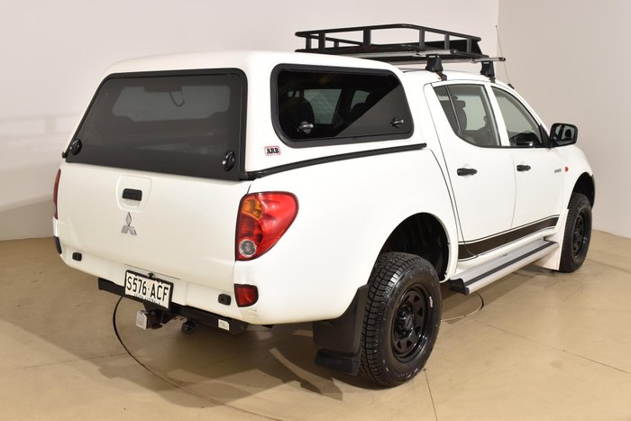 2009 Mitsubishi Triton GLX ML MY09 White