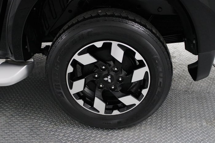 2017 Mitsubishi Triton Exceed MQ MY17 4X4 Dual Range Black