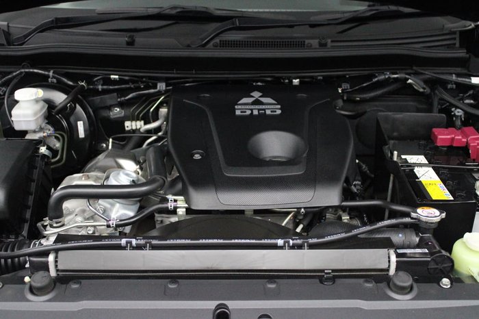 2017 Mitsubishi Triton Exceed MQ MY17 4X4 Dual Range Black