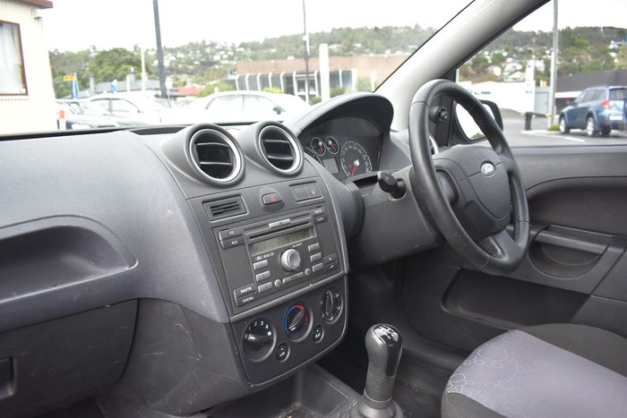 2006 Ford Fiesta LX WQ Red