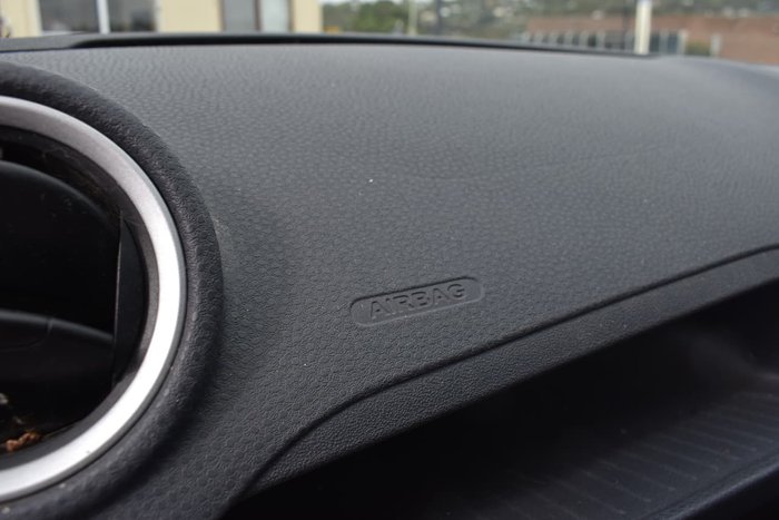 2006 Ford Fiesta LX WQ Red