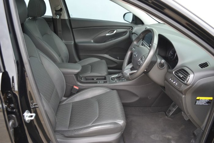 2017 Hyundai i30 Premium PD MY18 PHANTOM BLACK