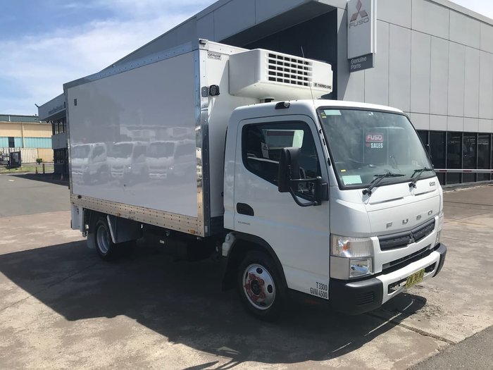 2017 FUSO 515 White