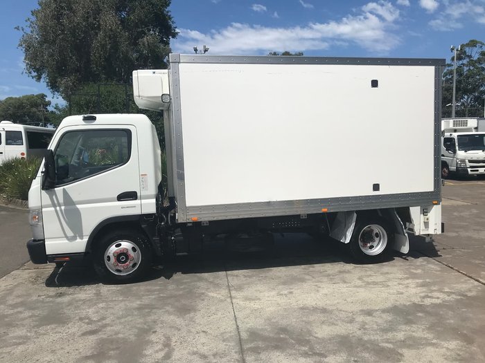 2017 FUSO 515 White