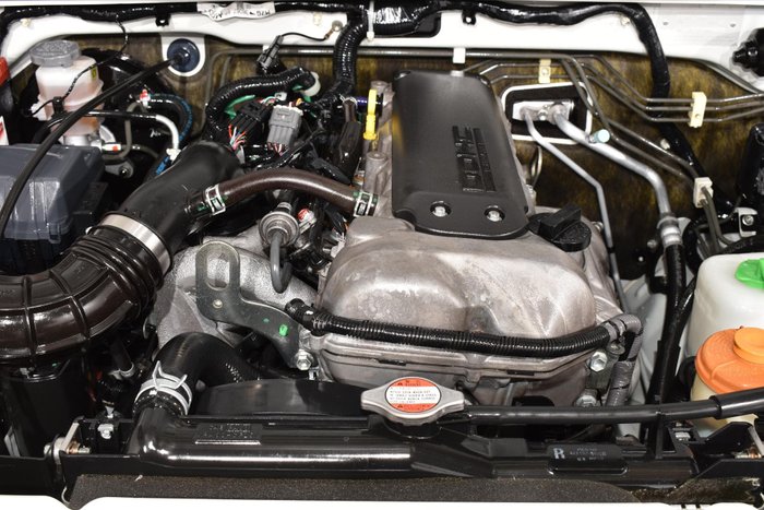 2014 Suzuki Jimny Sierra SN413 T6 4X4 Dual Range Superior White