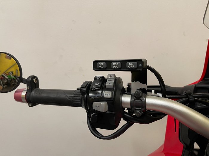 2016 Honda CRF1000L AFRICA TWIN Red