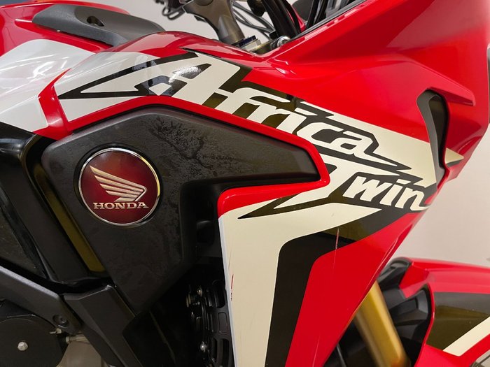2016 Honda CRF1000L AFRICA TWIN Red