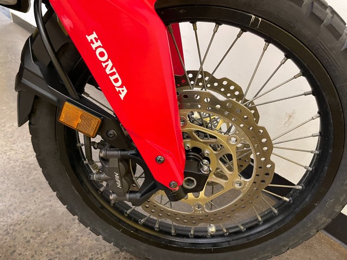 2016 Honda CRF1000L AFRICA TWIN Red