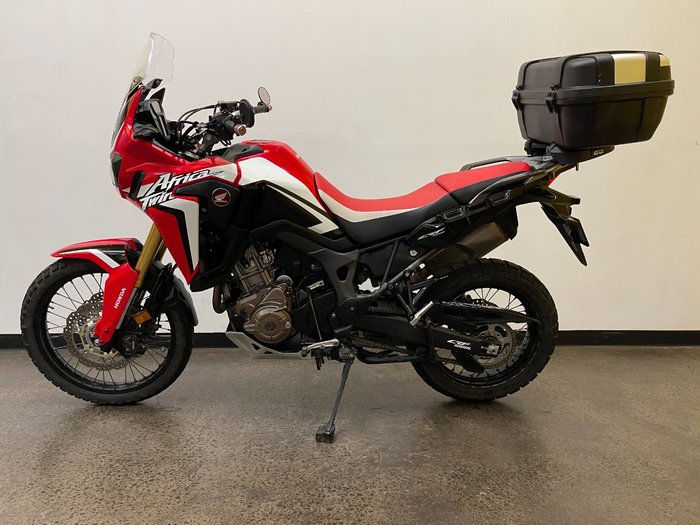 2016 Honda CRF1000L AFRICA TWIN Red