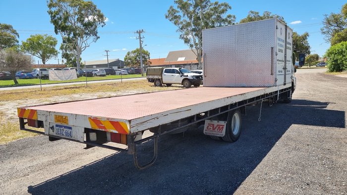 2014 ISUZU FRR 600 WHITE