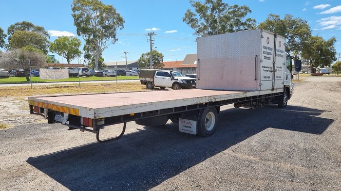 2014 ISUZU FRR 600 WHITE