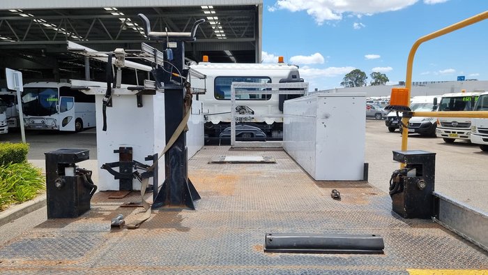 2008 HINO 500 SERIES WHITE