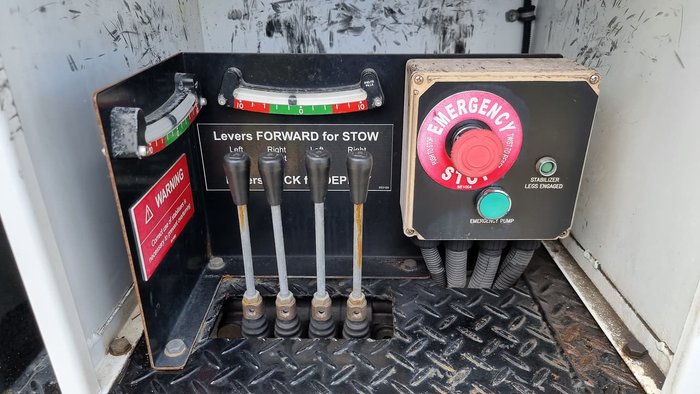 2008 HINO 500 SERIES WHITE