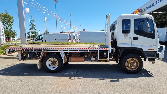 2006 ISUZU FSS550 WHITE
