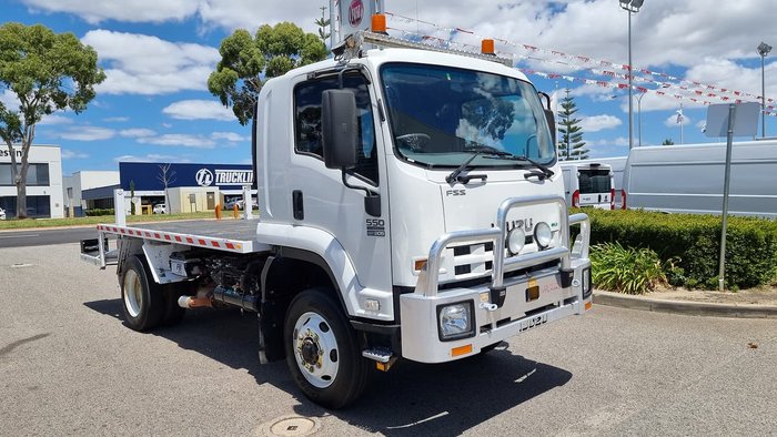 2014 ISUZU FSS550 WHITE