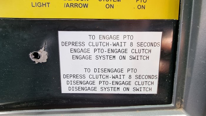 2014 ISUZU FSS550 WHITE