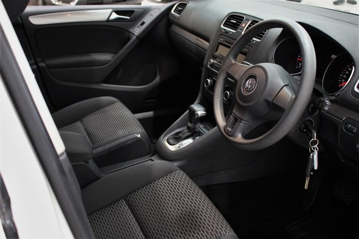 2010 Volkswagen Golf 77TDI Trendline VI MY10 White