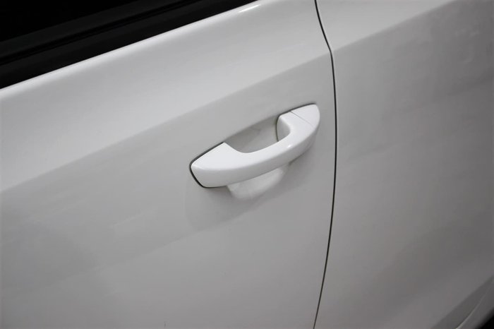 2010 Volkswagen Golf 77TDI Trendline VI MY10 White