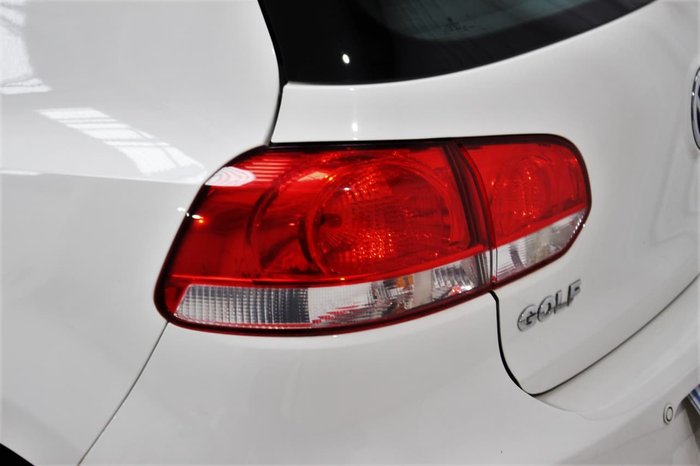 2010 Volkswagen Golf 77TDI Trendline VI MY10 White