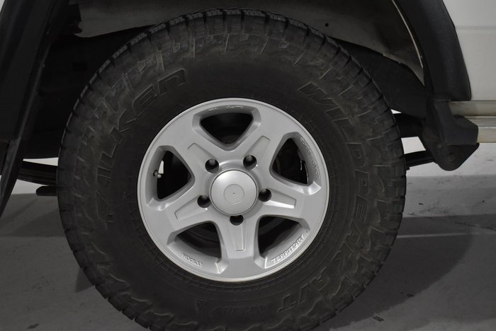 2016 Toyota Landcruiser Workmate VDJ76R 4X4 Dual Range French Vanilla