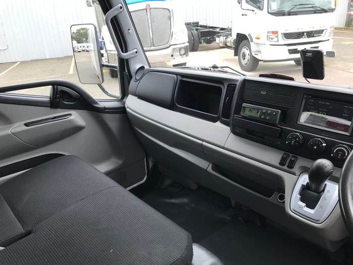 2016 MITSUBISHI CANTER 515 White