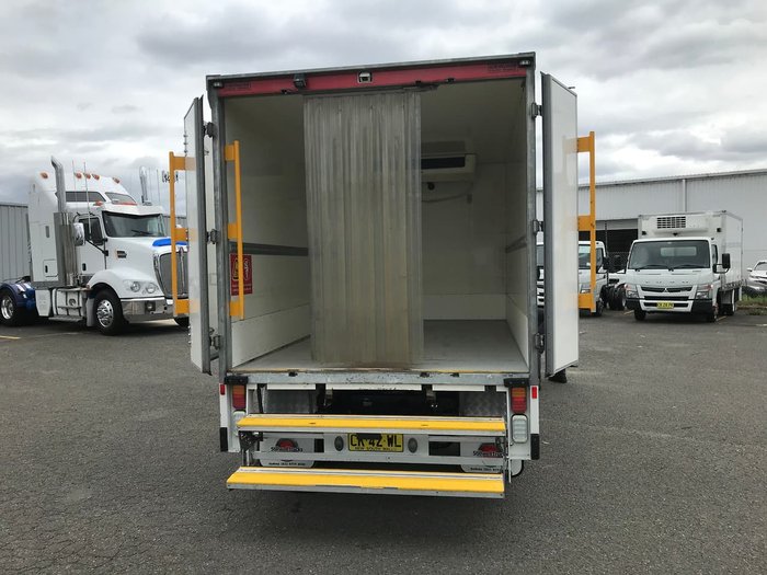 2016 MITSUBISHI CANTER 515 White