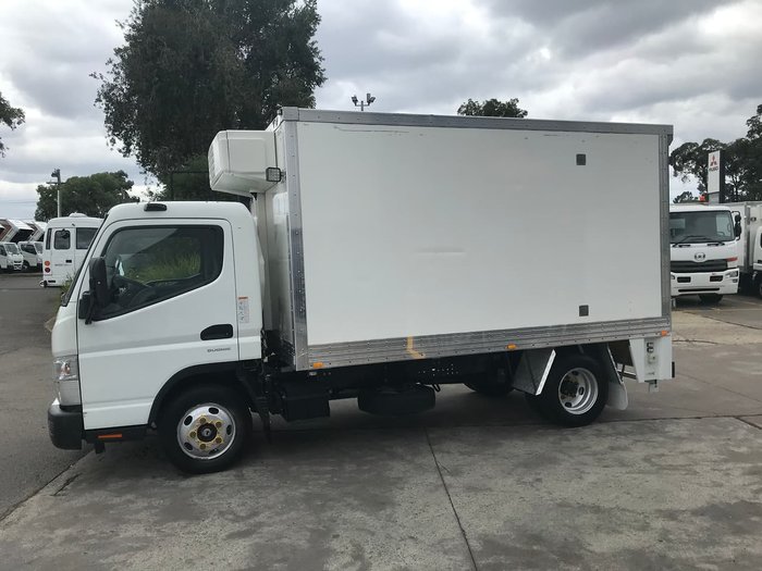 2016 MITSUBISHI CANTER 515 White
