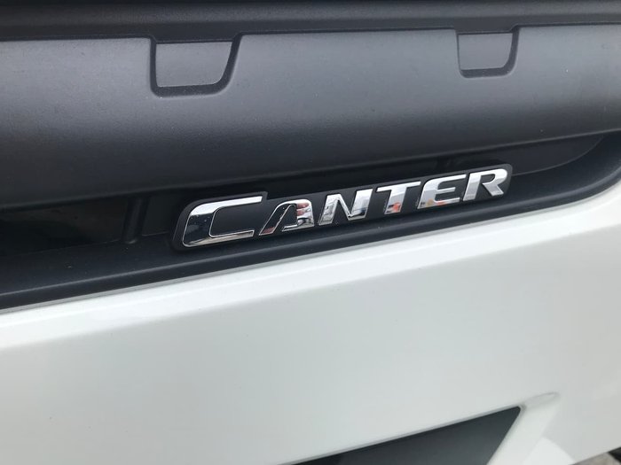 2016 MITSUBISHI CANTER 515 White