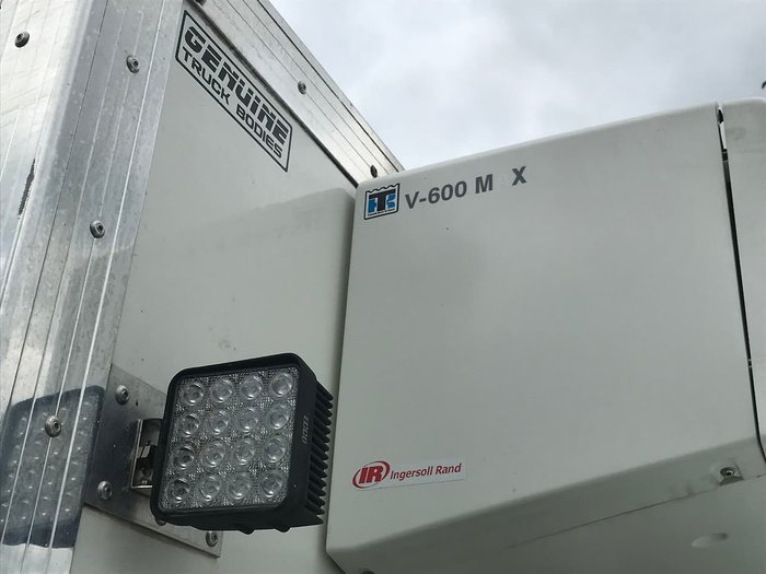 2016 MITSUBISHI CANTER 515 White