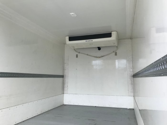 2016 MITSUBISHI CANTER 515 White