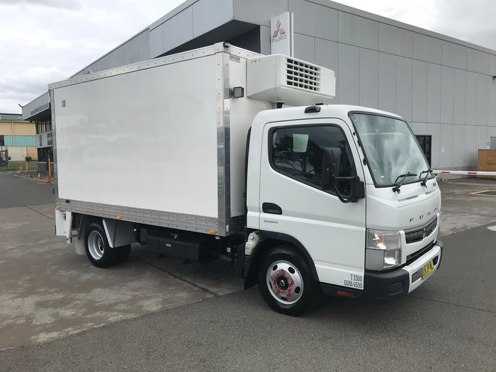 2016 MITSUBISHI CANTER 515 White