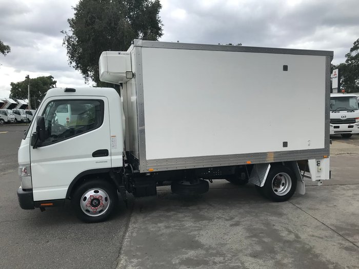 2016 MITSUBISHI CANTER 515 White