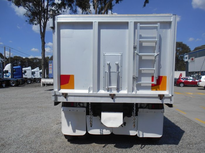 2008 ISUZU GIGA CX2 White