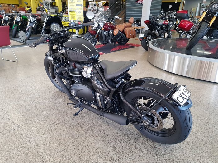 2018 Triumph BONNEVILLE BOBBER BLACK Black