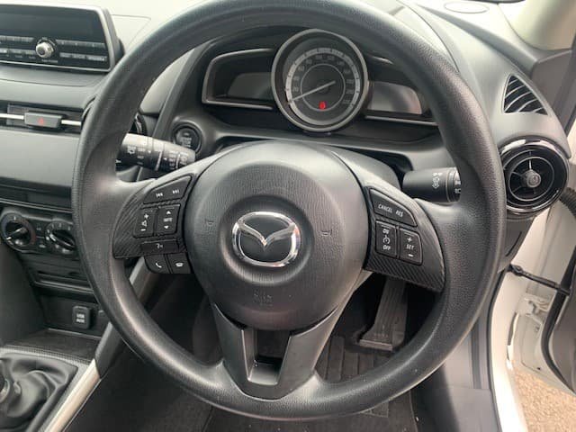 2016 Mazda 2 Neo DJ Series Snowflake White Pearl