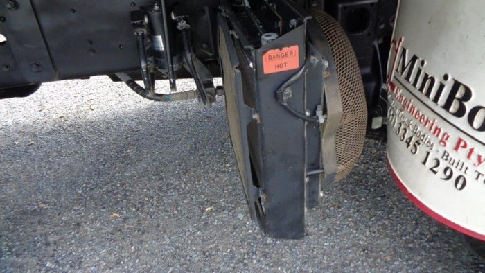 2015 FUSO FM 1627 White