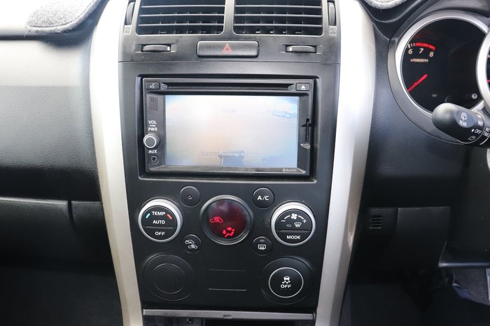 2014 Suzuki Grand Vitara Navigator JB Silver