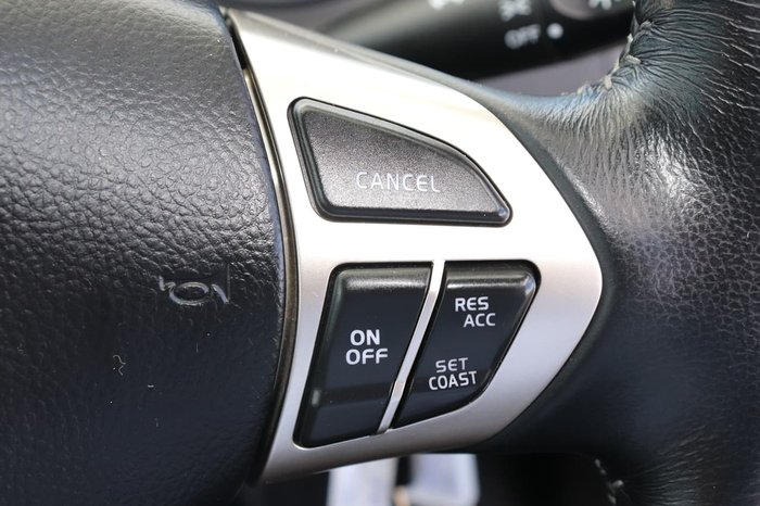 2014 Suzuki Grand Vitara Navigator JB Silver