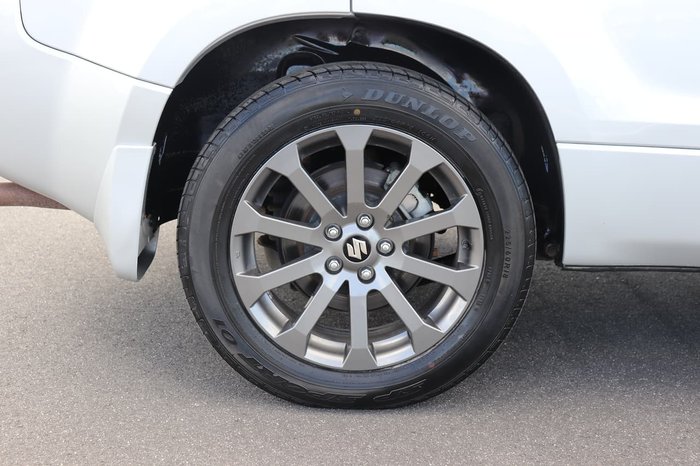 2014 Suzuki Grand Vitara Navigator JB Silver