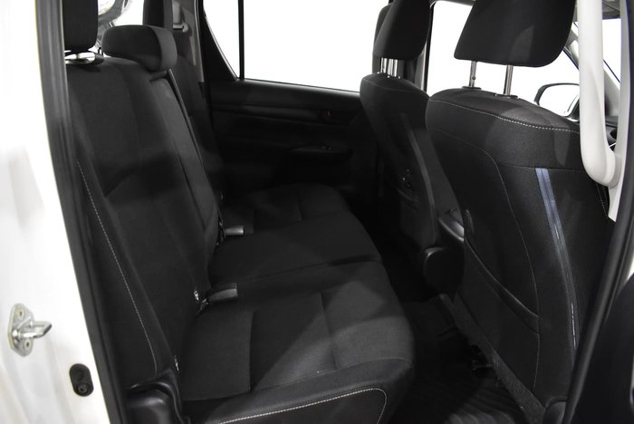 2017 Toyota Hilux SR GUN126R 4X4 Dual Range Glacier White
