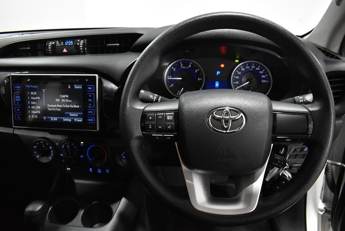 2017 Toyota Hilux SR GUN126R 4X4 Dual Range Glacier White