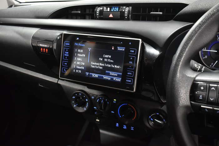 2017 Toyota Hilux SR GUN126R 4X4 Dual Range Glacier White