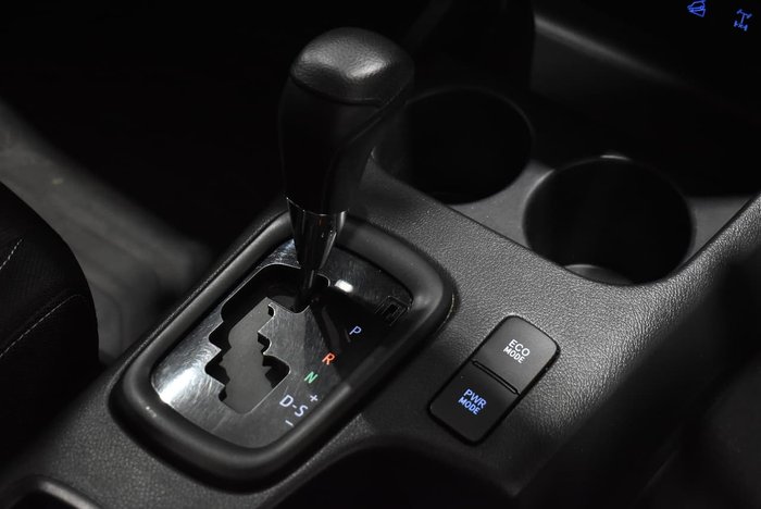 2017 Toyota Hilux SR GUN126R 4X4 Dual Range Glacier White