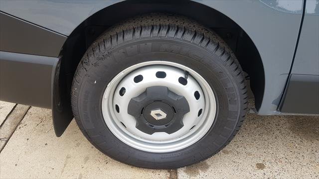 2020 RENAULT TRAFIC PREMIUM TRAFIC SWB Premium 103kw MT Urban Grey - Solid