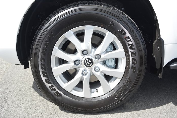 2020 Toyota Landcruiser VX VDJ200R 4X4 Dual Range White