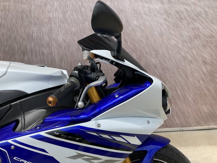 2014 Yamaha YZF-R1 White