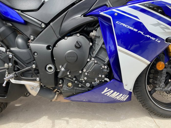 2014 Yamaha YZF-R1 White